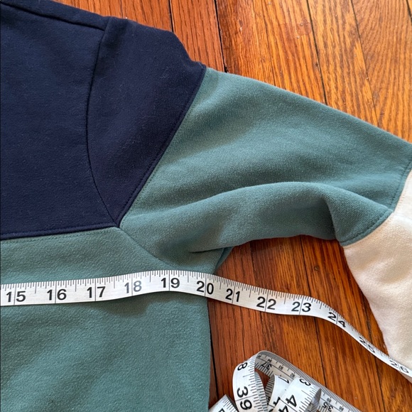 L.L. Bean Crewneck Sweater - Picture 9 of 11